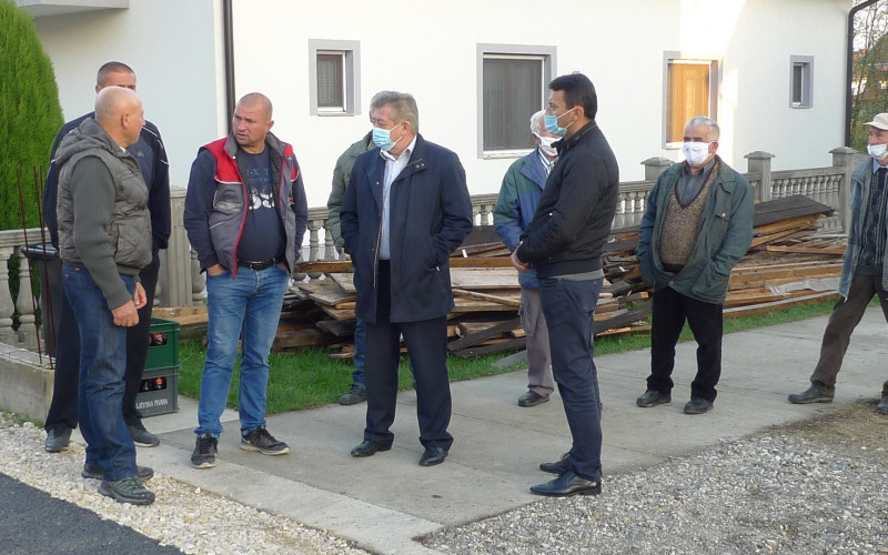 Novi asfalt u Velikoj Obarskoj