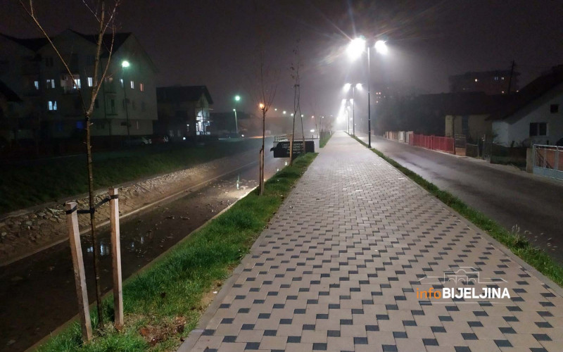 ZASIJALO NOVO ŠETALIŠTE: Počela s radom rasvjeta (FOTO)