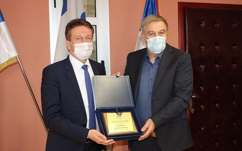 Uručen orden „Sveti knez“ načelniku Ugljevika Periću