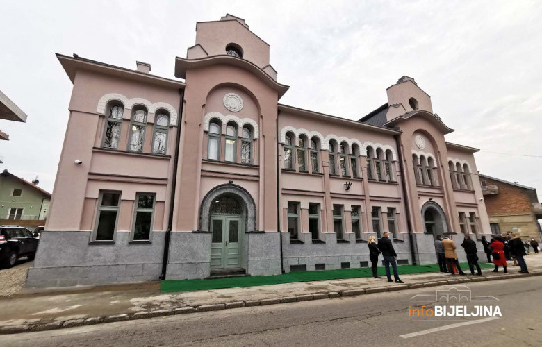 SOKOLSKI DOM PONOVO SJAJI Bijeljinci ponosni na svoj grad