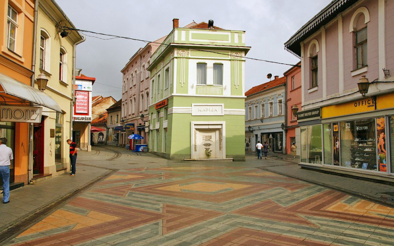 Da je više ljudi nosilo masku, a manje sjedilo po feštama bilo bi manje i oboljelih