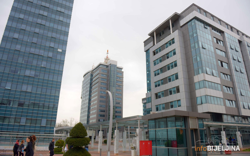 MANJAK 40,5 MILIONA KM Vlada RS projektovala PAD PRIHODA od indirektnih poreza