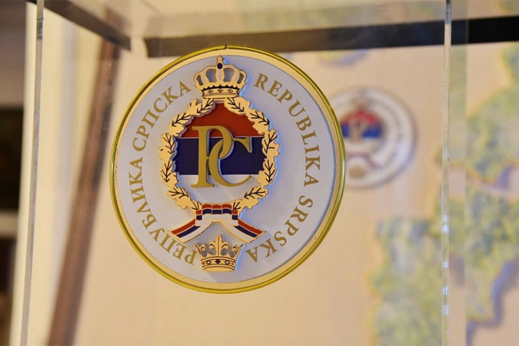 Vlada RS: Bez poreza na nasljeđenu imovinu i poklon