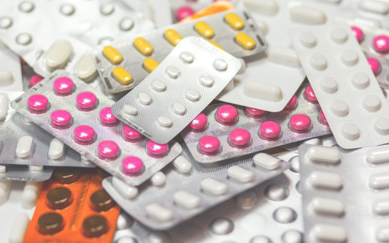 SZO: Neoprezno unošenje antibiotika može izazvati novu pandemiju