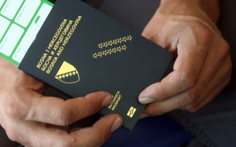 Od oktobra 2016. bez državljanstva BiH ostale 33 osobe