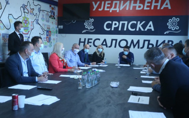 IZ UJEDINJENE SRPSKE KRITIKOVALI ODLUKE CIK 
