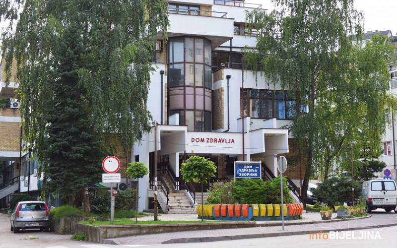 Zvornik: Među zaraženima najviše mladih sa teškim simptomima