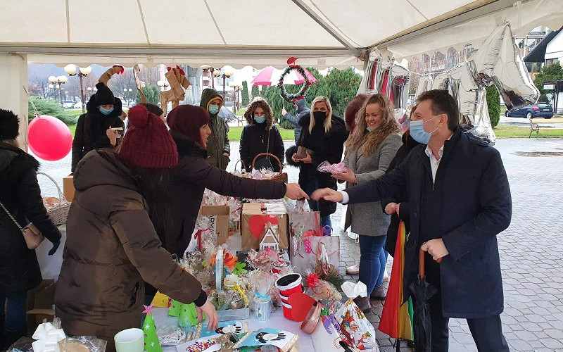 Humanitarni bazar za Minju u Ugljeviku