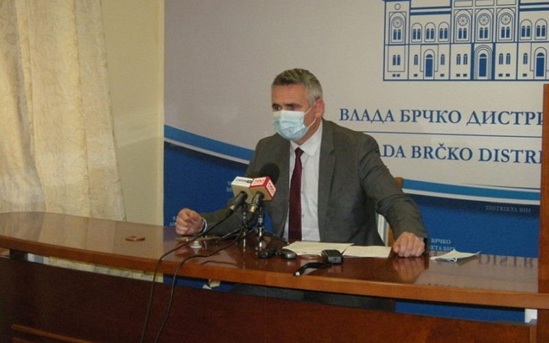 SINIŠA MILIĆ PODNIO OSTAVKU Pregovori o formiranju skupštinske većine Brčko distrikta u toku