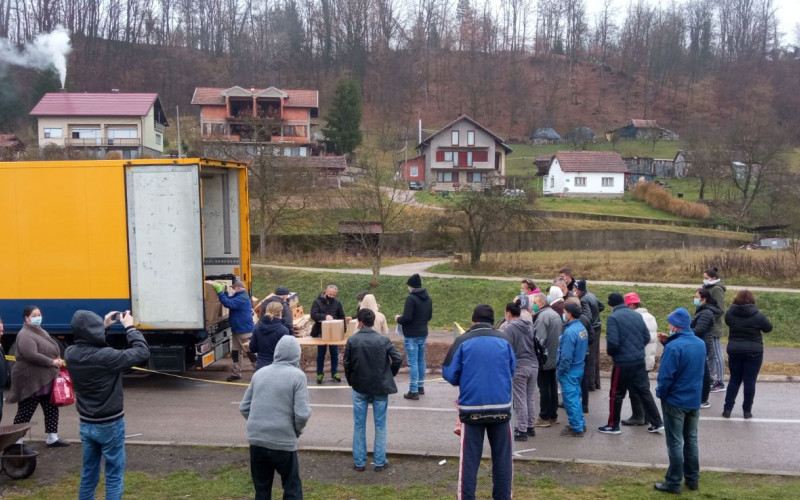 Lopare: Paketi hrane za socijalno-ugrožene stanovnike