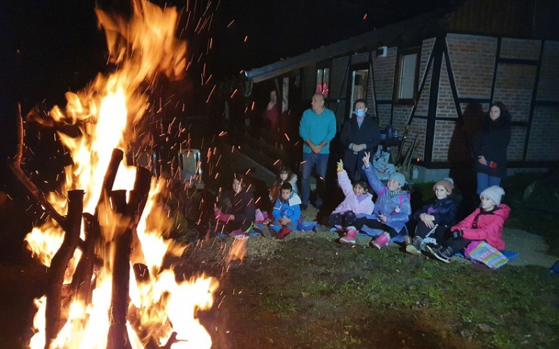 Ugljevik: Edukacija najmlađih uz logorsku vatru u prirodi