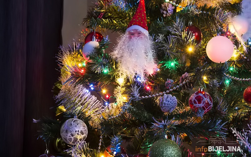 Zašto kitimo jelku i kako je nastala ta tradicija