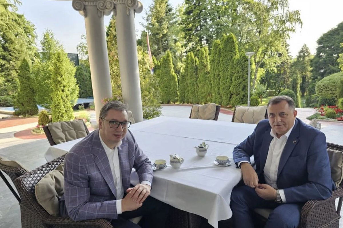 Sastali se Dodik i Vučić u Beogradu