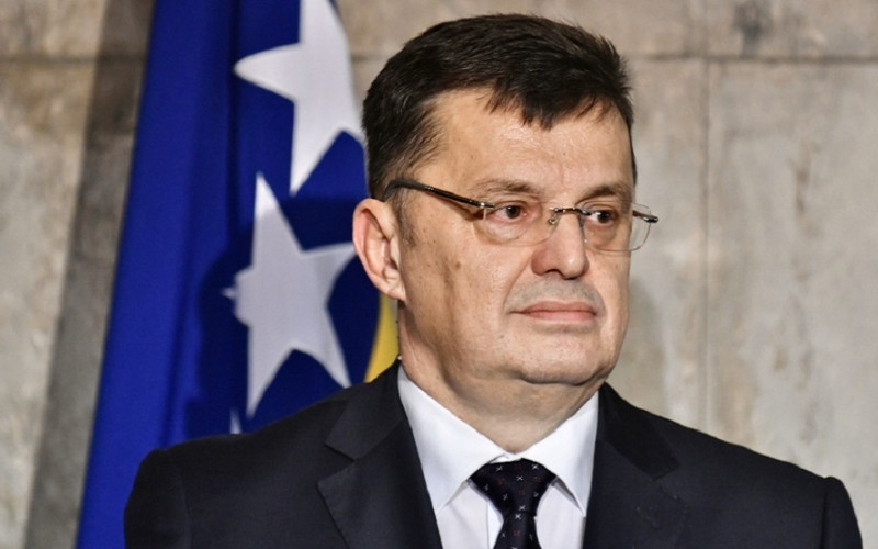 Tegeltija potvrdio da vakcine protiv korone u BiH stižu krajem januara