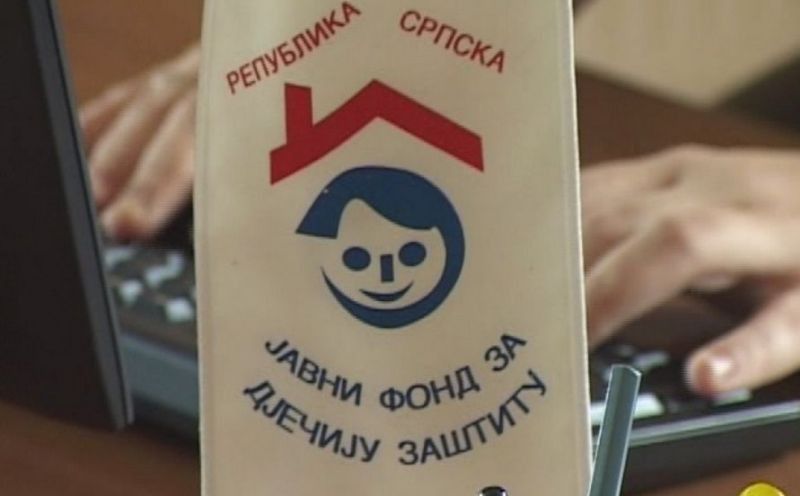 Sutra isplata dječijeg i materinskog dodatka i drugih prava na socijalna davanja