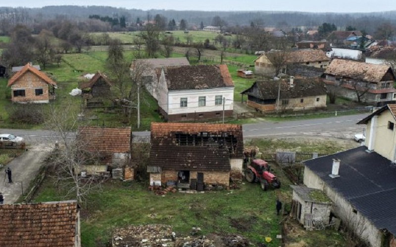 Petrinja: Novi problemi poslije zemljotresa; Voda izvire iz zemlje