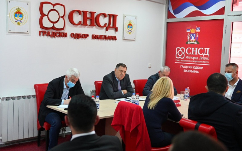 Bijeljina: Sastanak lidera SNSD-a sa Gradskim odborom