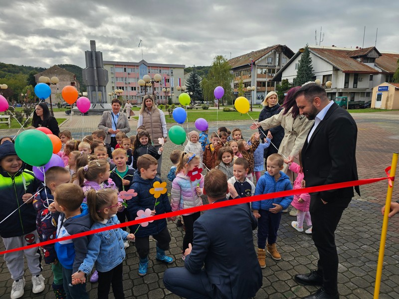 Ugljevik u znaku dječijih prava i radosti: Počelo obilježavanje Dječije nedjelje