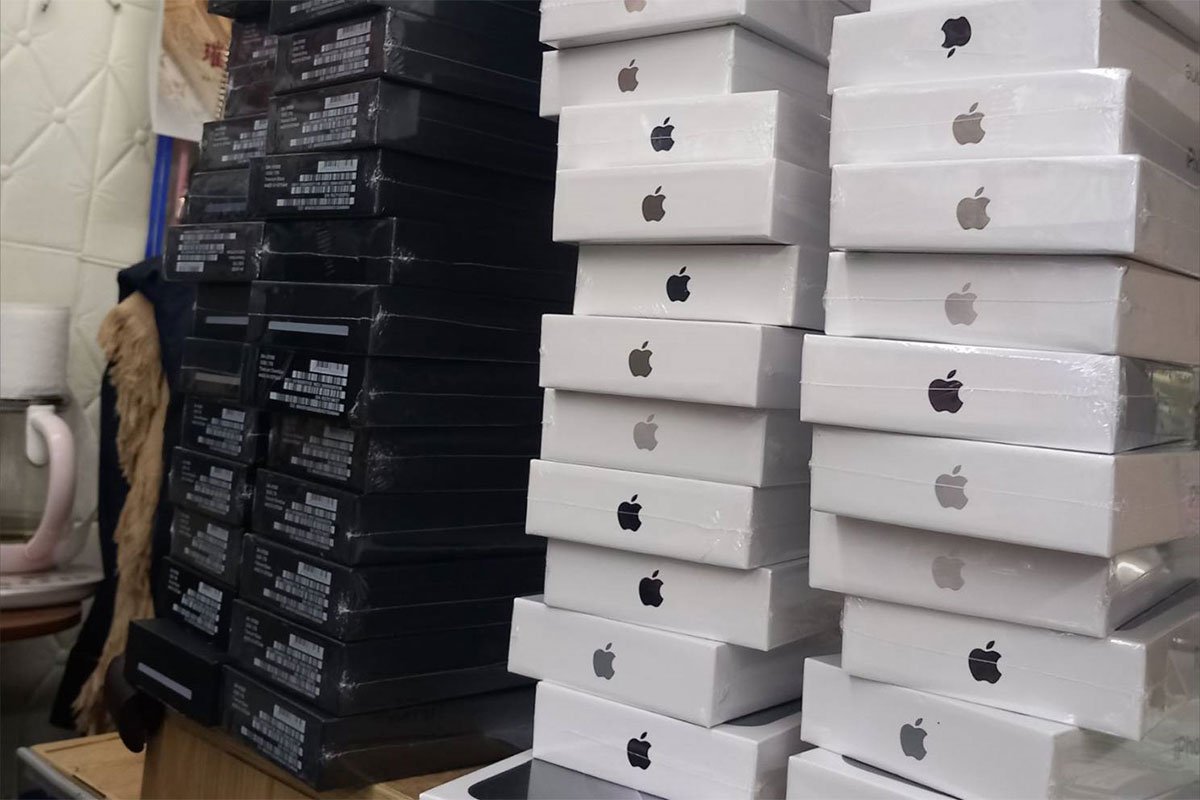 U BiH oduzeti telefoni, satovi i druga roba vrijedni 450.000 KM