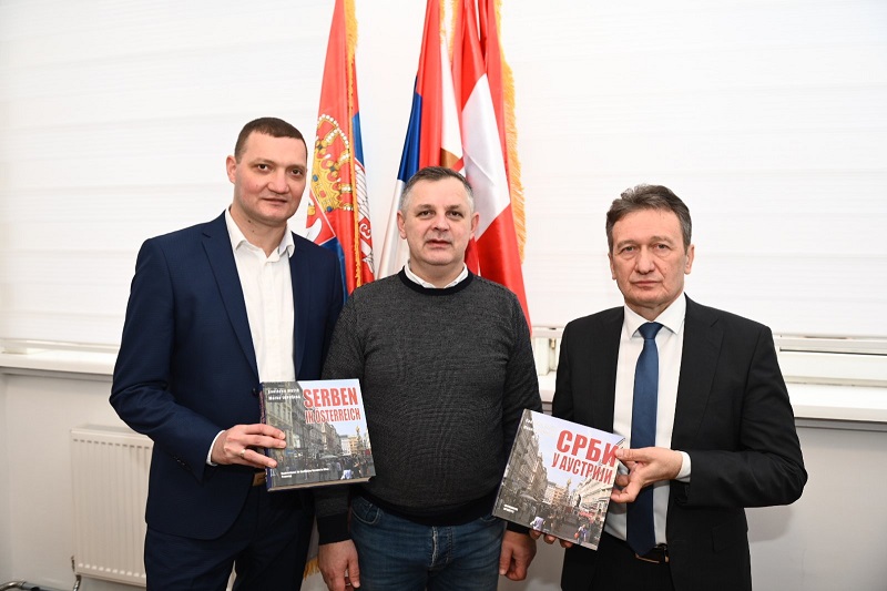 “Čuvaju identitet, kulturu, tradiciju, vjeru i običaje srpskog naroda” Načelnik Ugljevika sa srpskom dijasporom u Beču