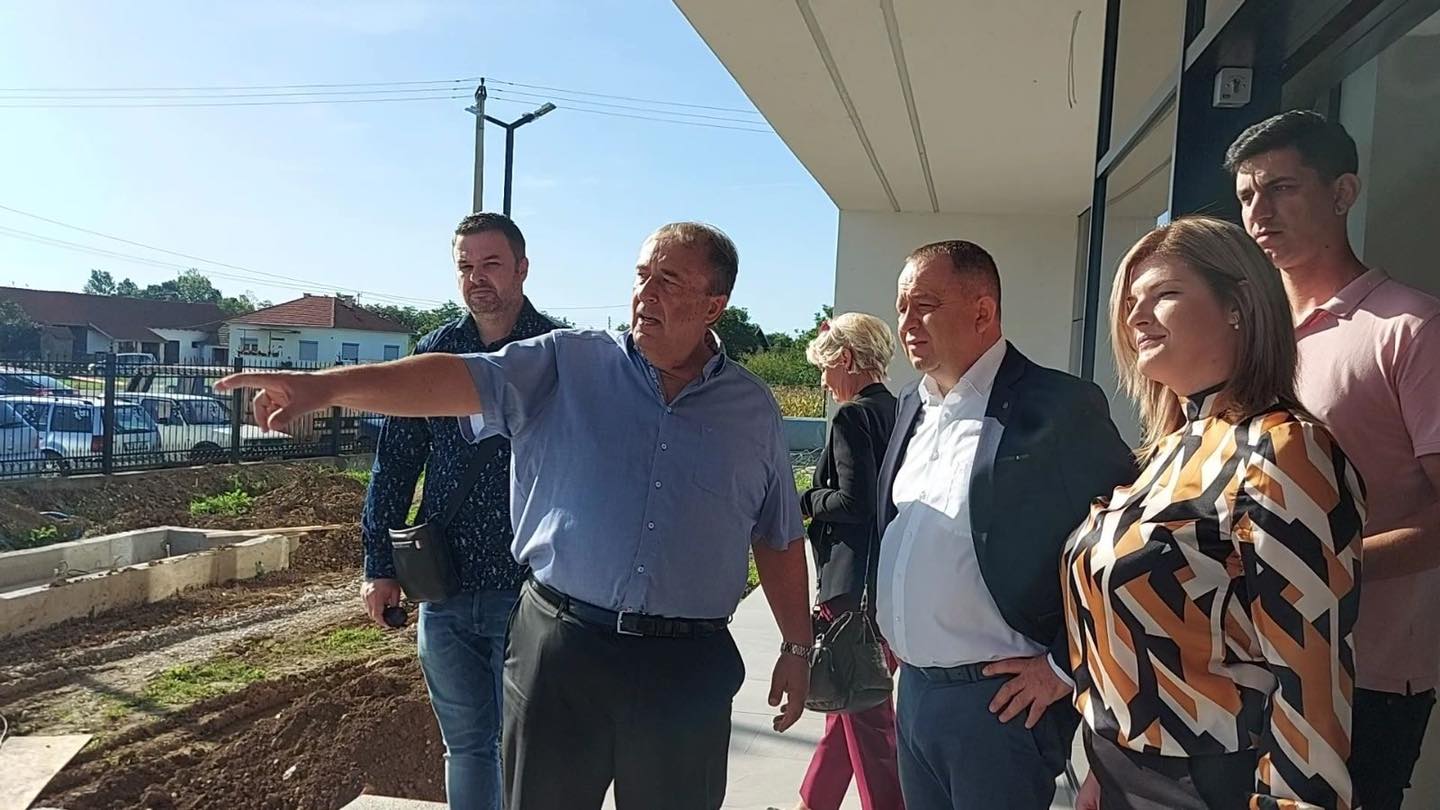Kandidati Pokreta Uspješna Srpska posjetili pogone preduzeća „Steco centar“