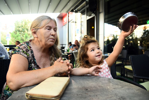 Atifa životni san da postane majka ostvarila sa 60 godina