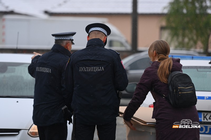 MUP-u Srpske prijavljen prvi incident: Nije mogla glasati jer je već neko glasao umjesto nje