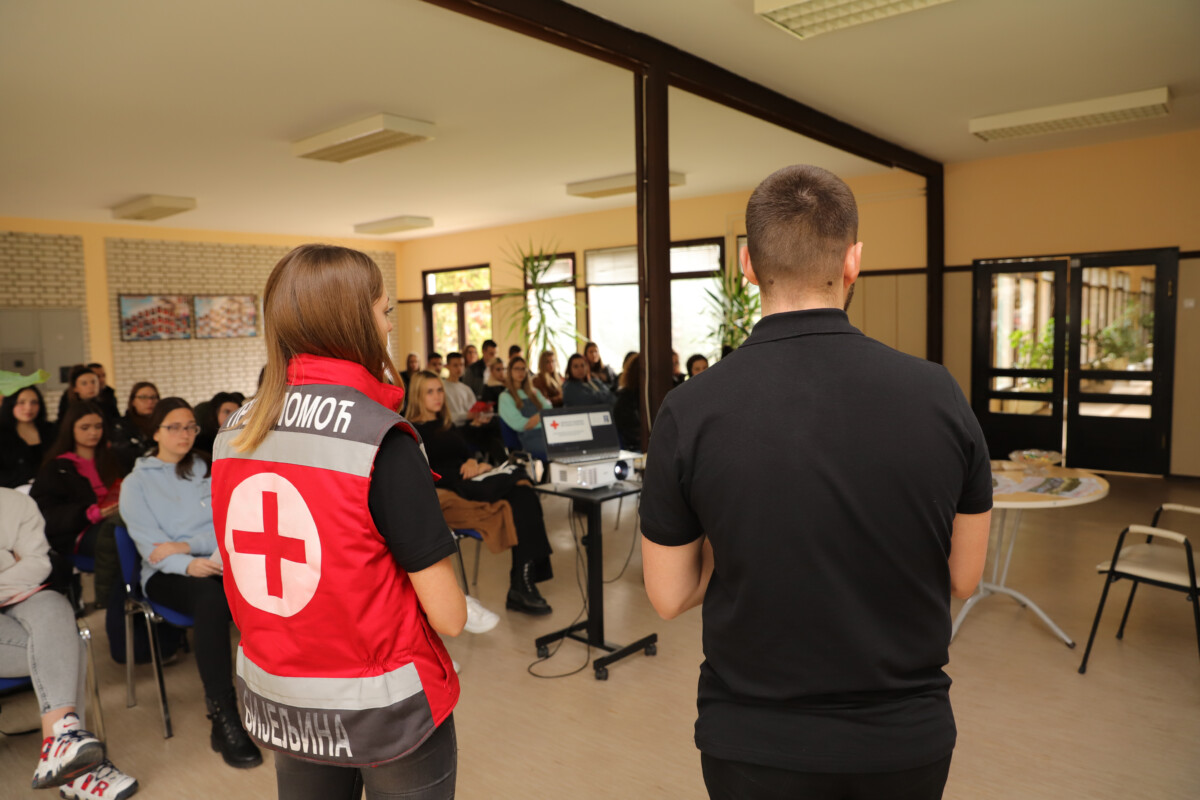 Bijeljina: Volonteri Crvenog krsta promovisali humanitarni rad i volonterizam