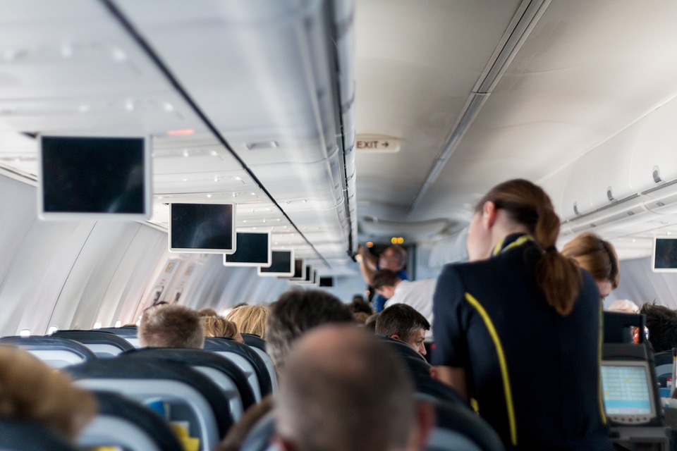 Dvije aviokompanije traže radnike, godišnja plata 45.000 maraka