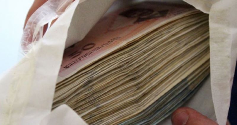 Radnica ukrala pazar iz ugostiteljskog objekta