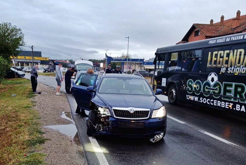 Sudar kod Bijeljine, jedno lice prevezeno na Urgentni