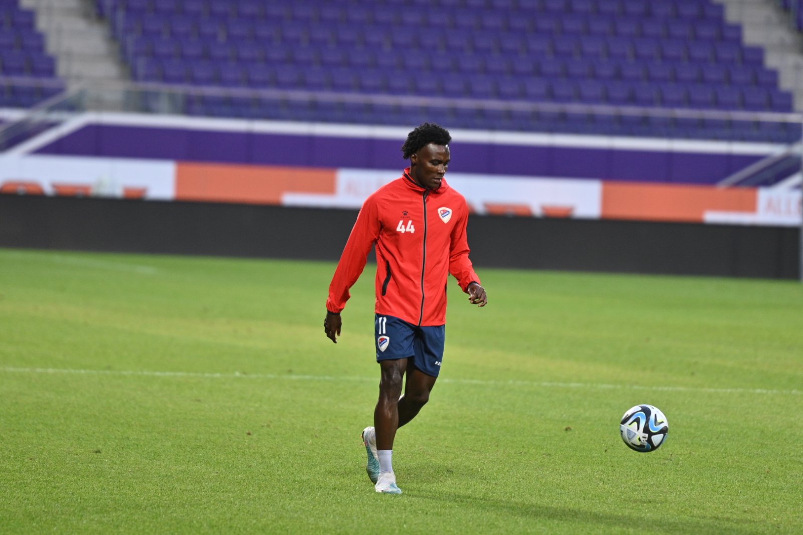 Fudbaleri banjalučkog Borca treniraju pred sutrašnji duel sa Austrijom (FOTO)