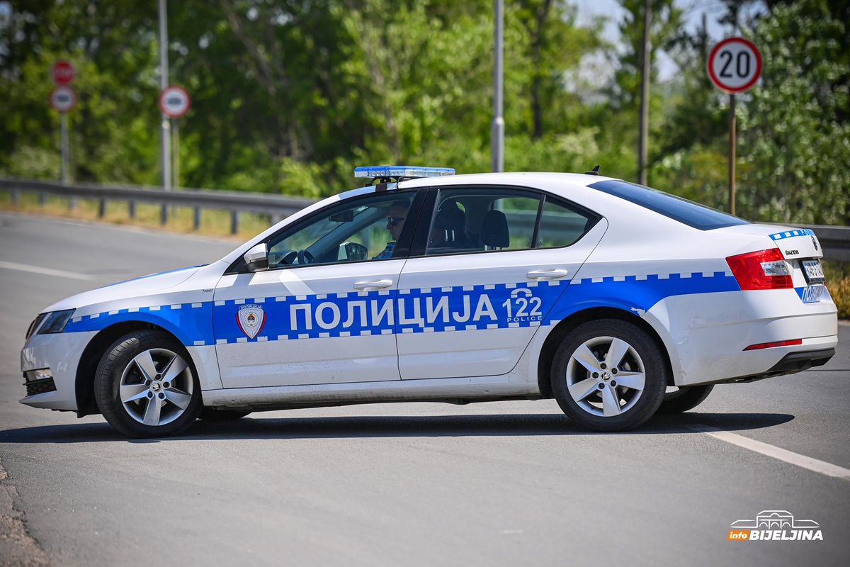 Dvoje povrijeđeno u udesu u Osmacima, vozač imao više od dva promila