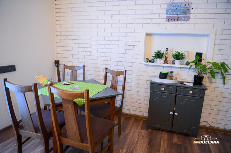 Restoran “Kao nekad” Bijeljina: Gastronomsko iskustvo koje vraća uspomene na ljepša vremena (FOTO)