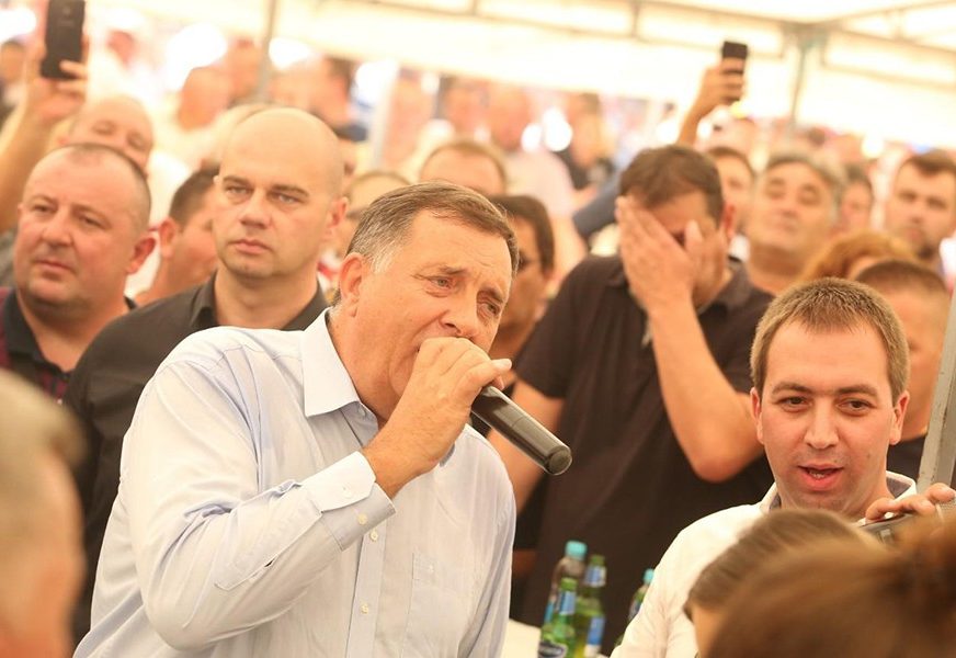 Dodik o pjevanju na proslavama 