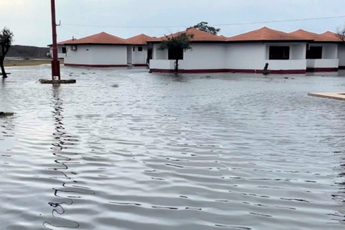 Poplave u Crnoj Gori: Hitne službe primile preko 450 poziva