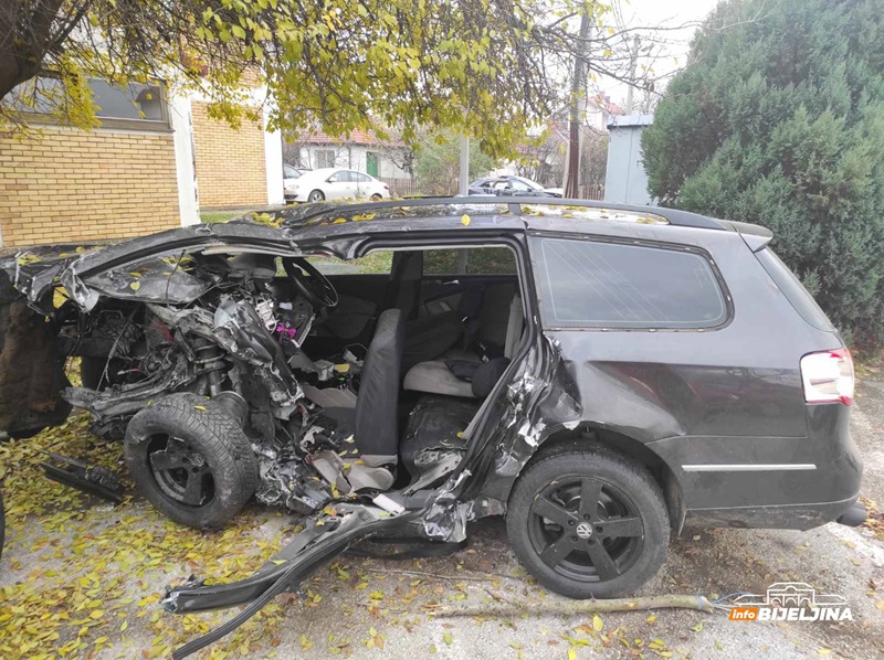 Sembersko selo zavijeno u crno: Drugovi poginuli pri povratku kući (FOTO)