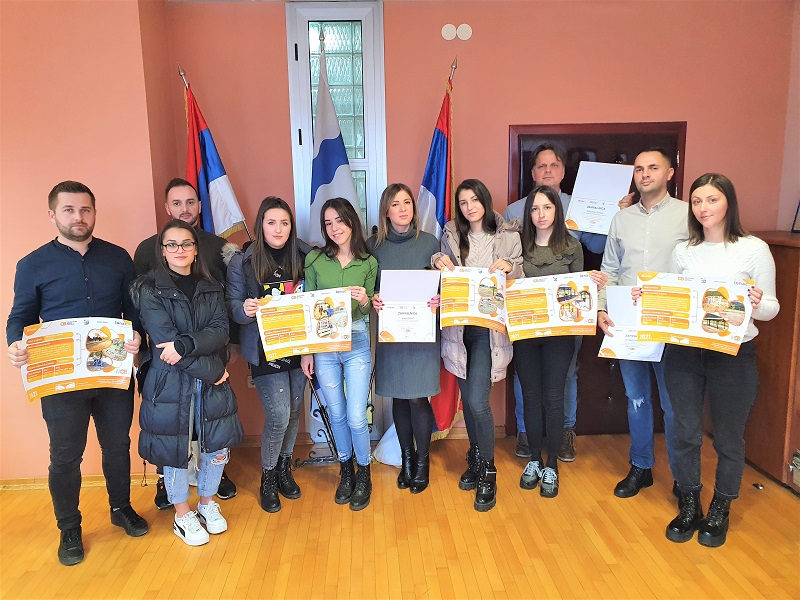 Ugljevik: Uspješno realizovani projekti Omladinske banke