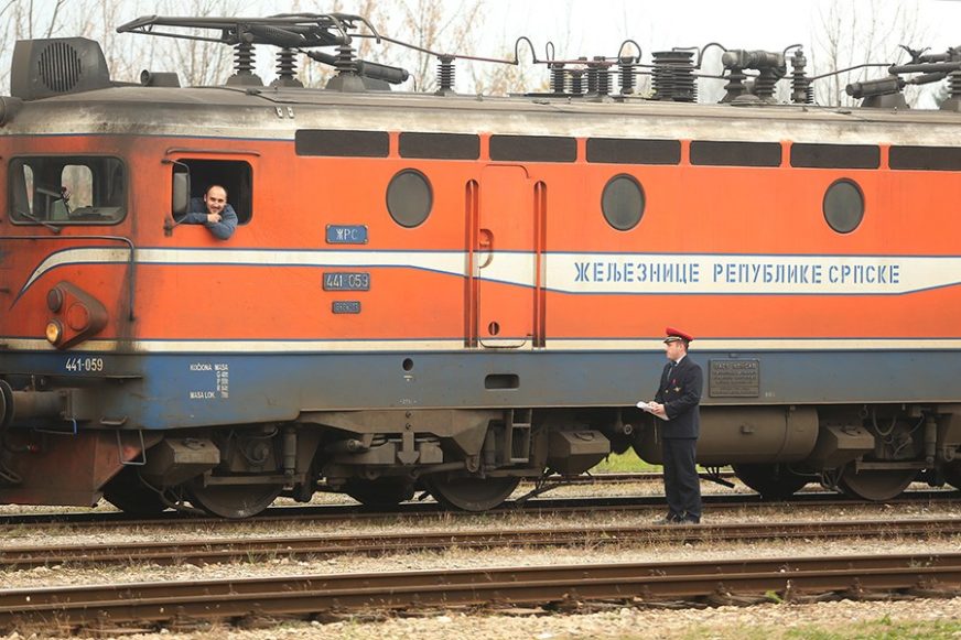 Niko neće da RADI ZA MALU PLATU: 