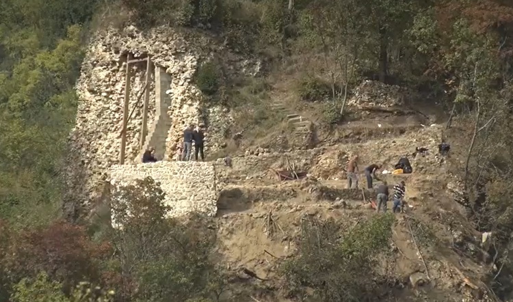 Kakve tajne krije tvrđava na obroncima Majevice: Jedno otkriće posebno oduševilo arheologe