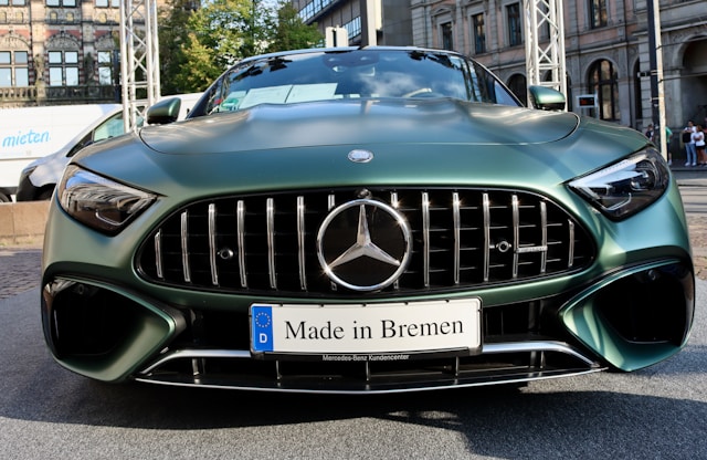 Njemački auto-giganti gube trku u Kini: Mercedes teško prati kinesku konkurenciju