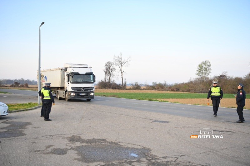 Vlada Srpske od MUP-a zatražila da spriječi blokadu graničnih prelaza