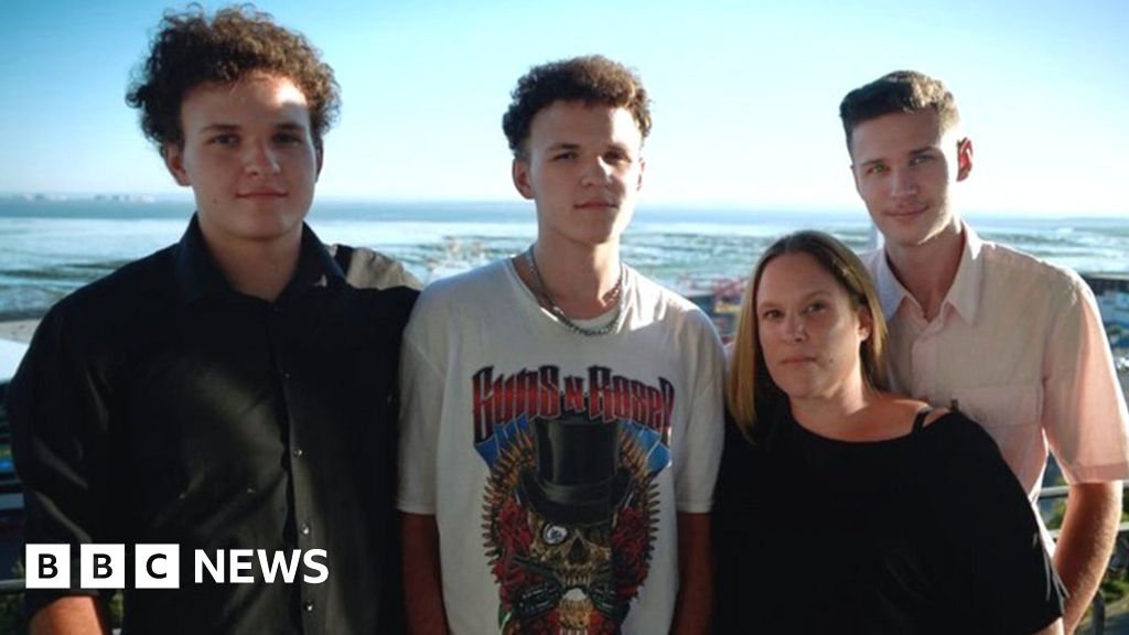 Brinula je o starcu i kuvala mu, a onda je SILOVAO NJENU DJECU: Presudila mu kuhinjskim nožem