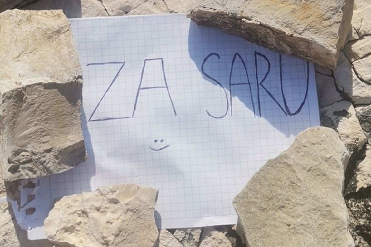 Mladić iz Beograda ostavio poruku za djevojku i cijela Pula je traži