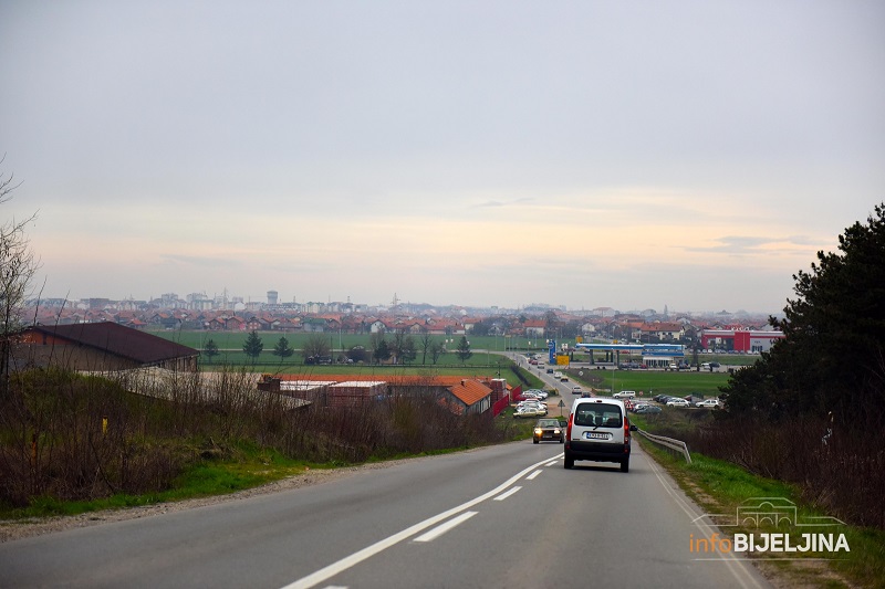 Kolovozi mjestimično vlažni, magla duž riječnih tokova