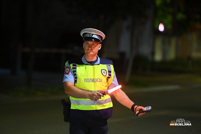 Policijska uprava Bijeljina: Alkotestiran 1.571 vozač, koliko je bilo pijanih? (FOTO)