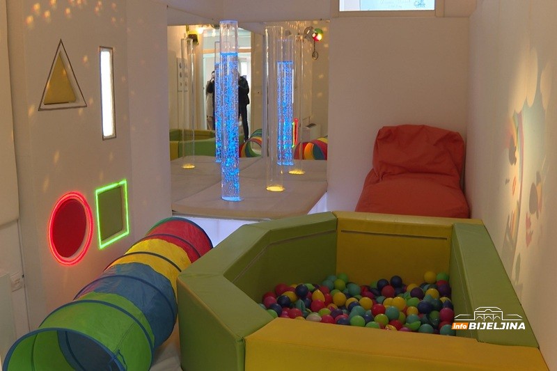 Bijeljina dobila novu besplatnu uslugu “Kratki predah”: Podrška mladima s poteškoćama i veliko olakšanje za roditelje