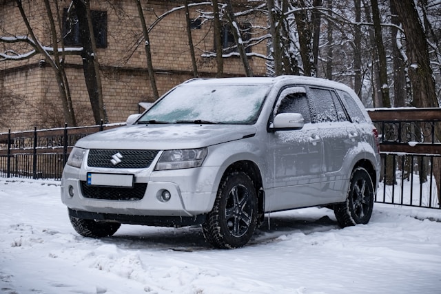 Zimska zabluda: Zašto podizanje brisača može više štetiti vašem automobilu?