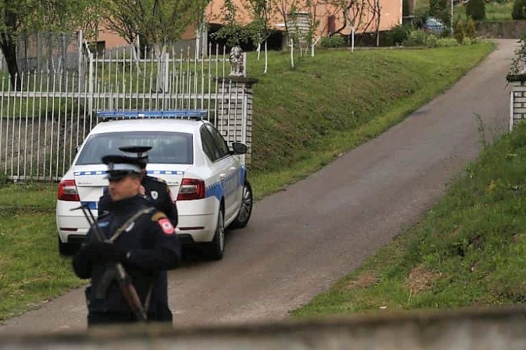 Propust u istrazi ubistva Slaviše Krunića: Neizuzeti snimci, nestali svjedok i zagonetni tragovi na zrnu