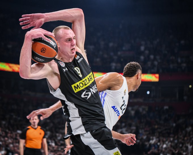 Partizan pobijedio Real Madrid i gotovo siguran u plej-of Evrolige